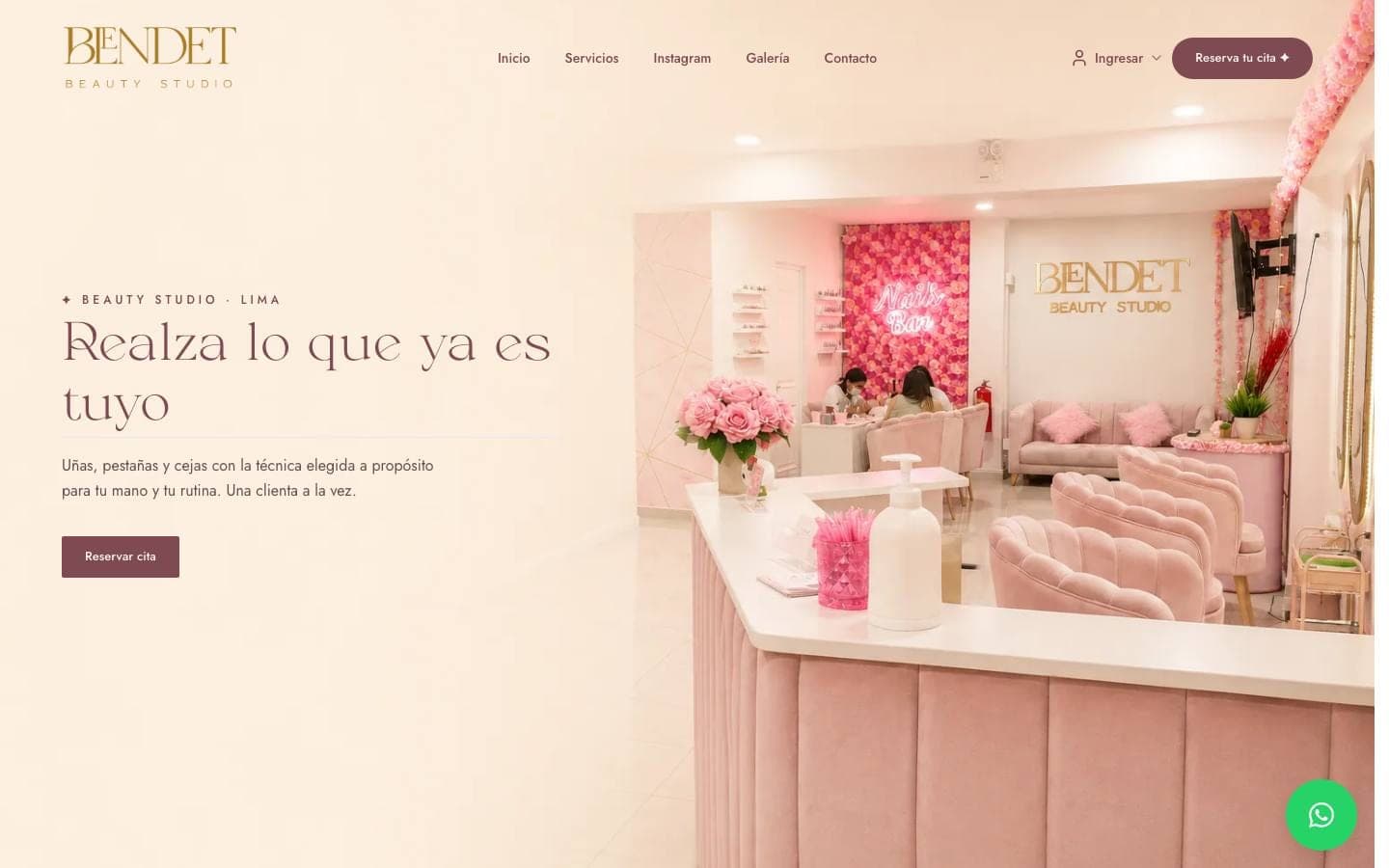 Portada de la web de Blendet Beauty Studio, hecha con Bookit